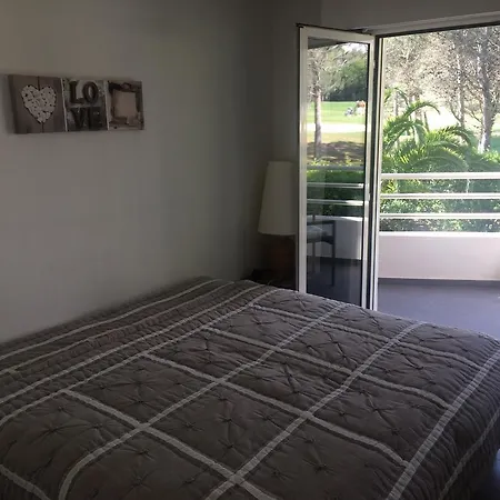Appartement De Standing Sur Golf Saint-Raphael (Var)